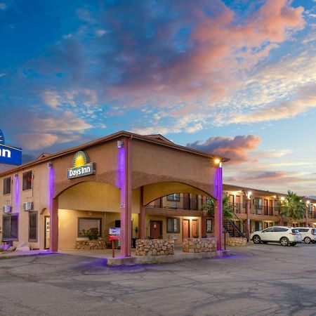 Days Inn By Wyndham Alamogordo White Sands Extérieur photo