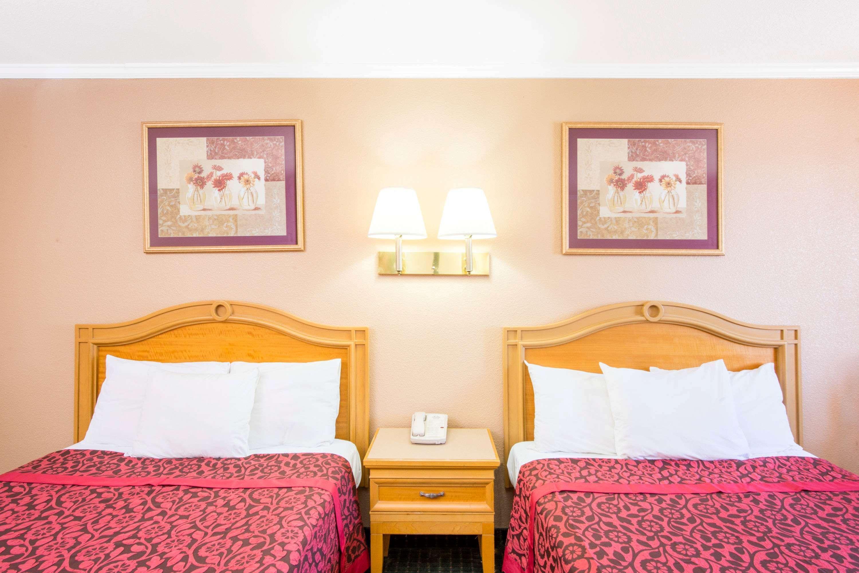 Days Inn By Wyndham Alamogordo White Sands Extérieur photo