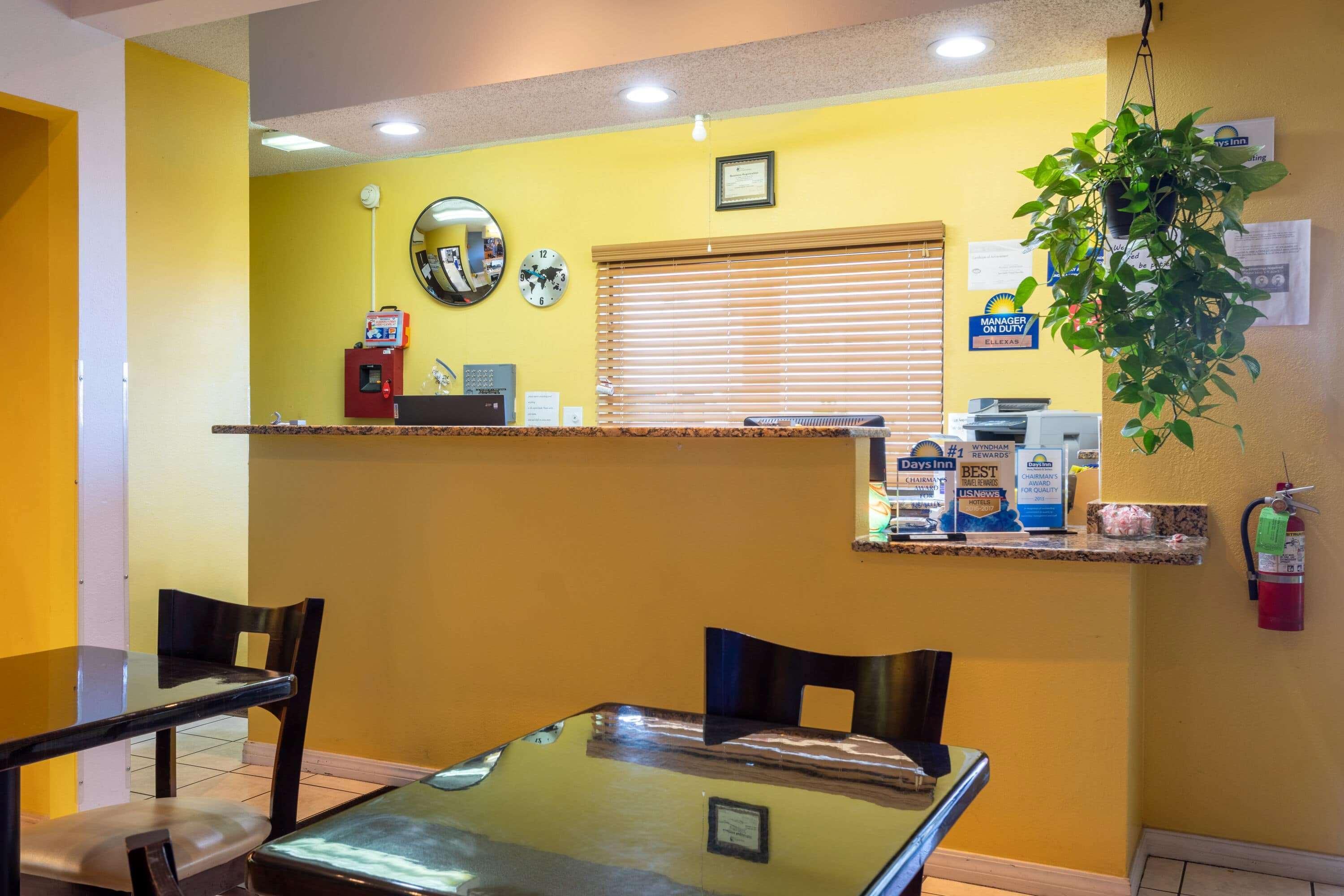 Days Inn By Wyndham Alamogordo White Sands Extérieur photo