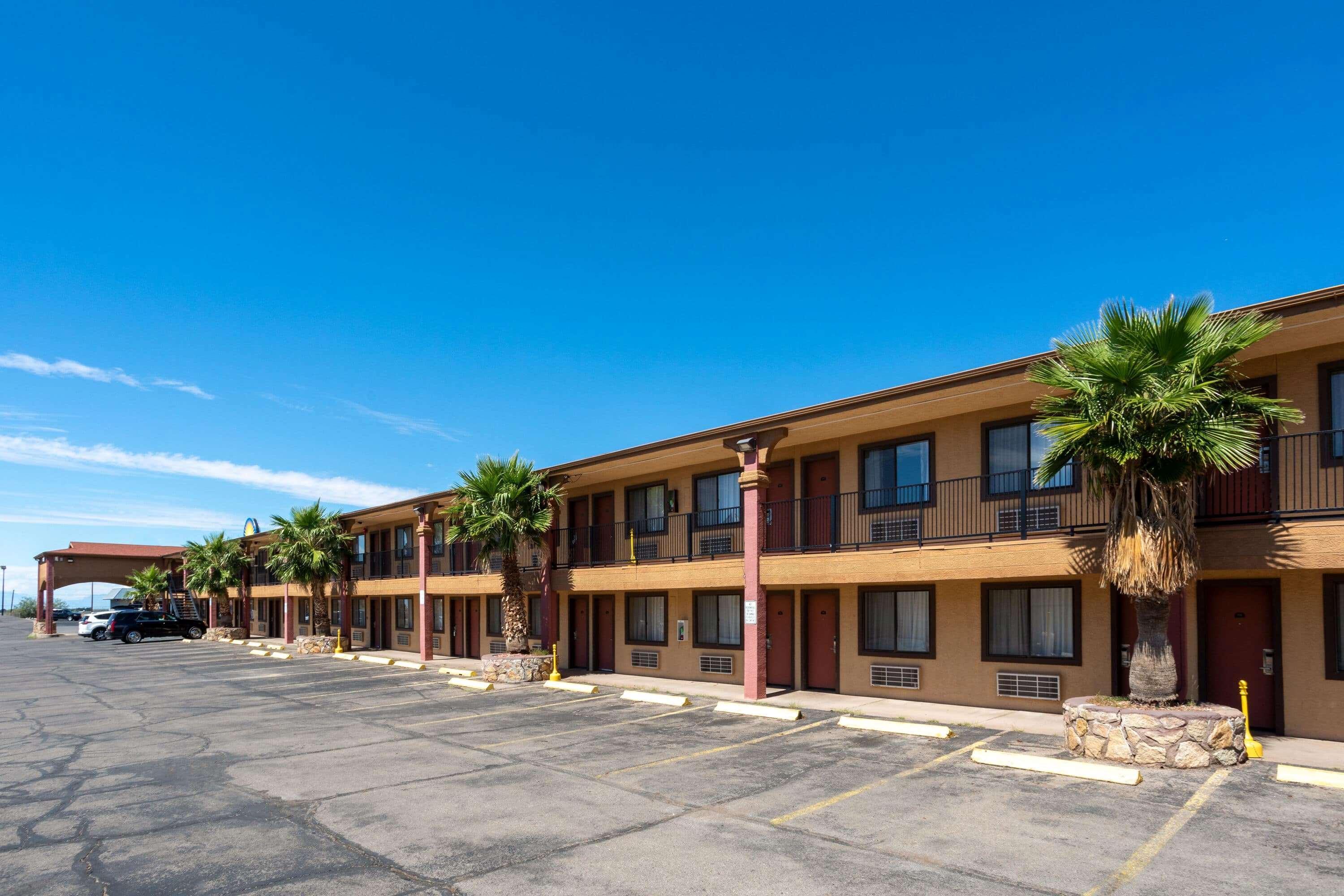 Days Inn By Wyndham Alamogordo White Sands Extérieur photo