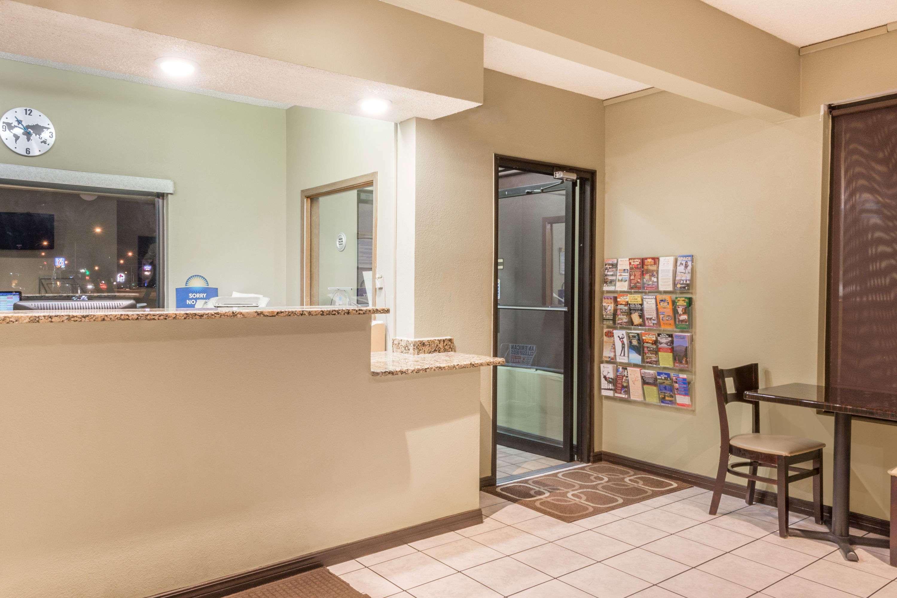 Days Inn By Wyndham Alamogordo White Sands Extérieur photo